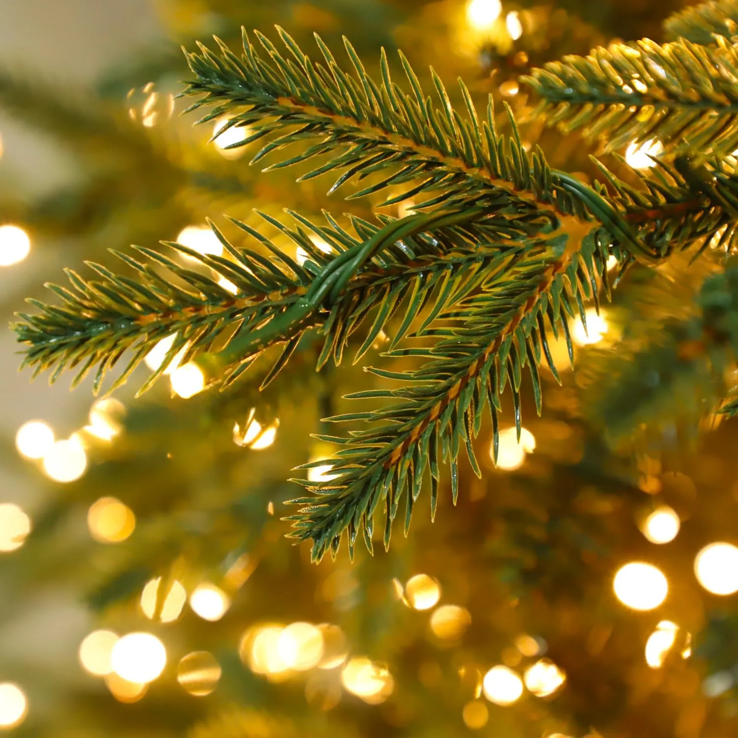 Giodicart Avery Hill Albero Natale Artificiale 240 cm 4000 LED