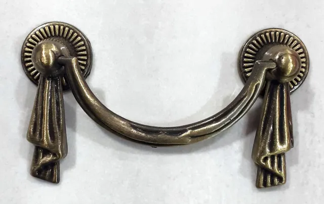 Maniglia 21068 in metallo stile antico
