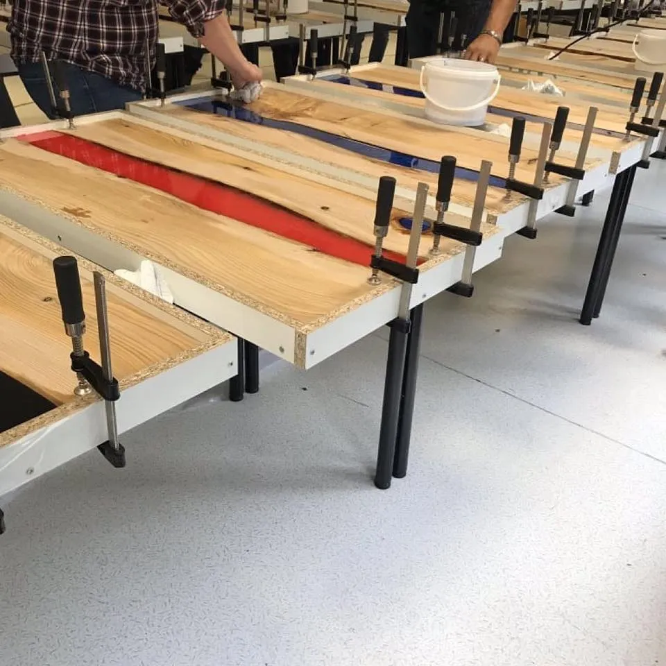 Naturesin Rivertable masterclass 8 ore tavolo resina legno
