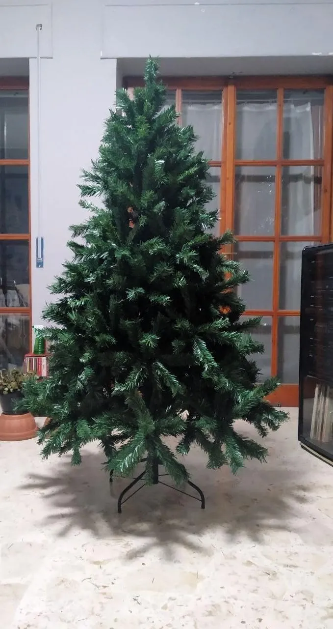 GIODICART Albero di Natale Artificiale PVC 180 cm 647 Rami