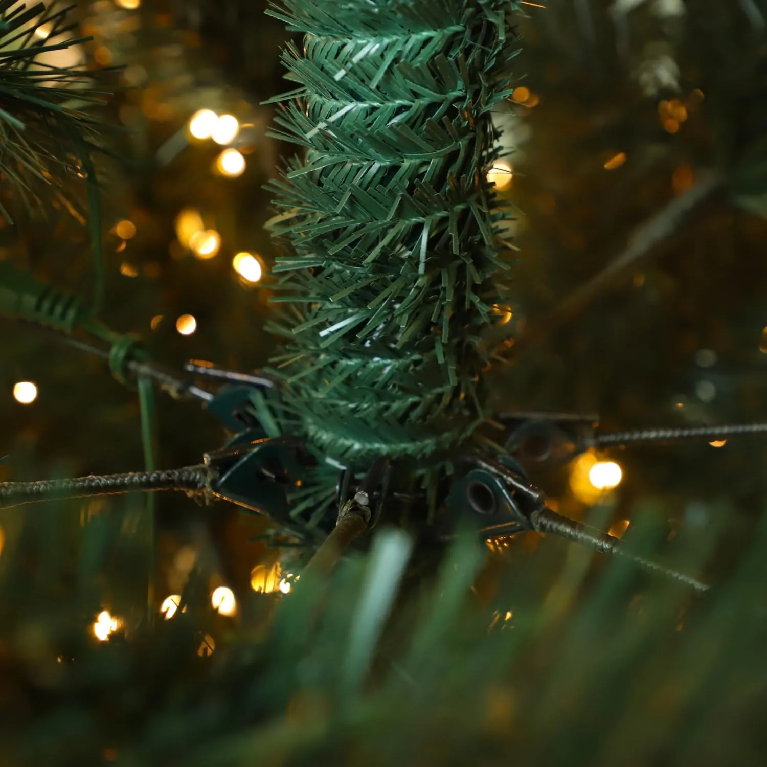 Giodicart Avery Hill Albero Natale Artificiale 240 cm 4000 LED