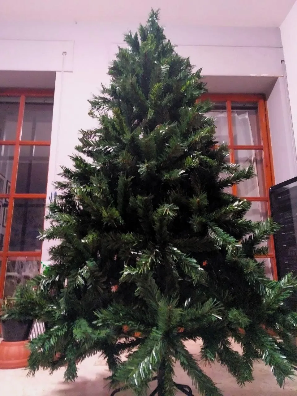 GIODICART Albero di Natale Artificiale PVC 180 cm 647 Rami
