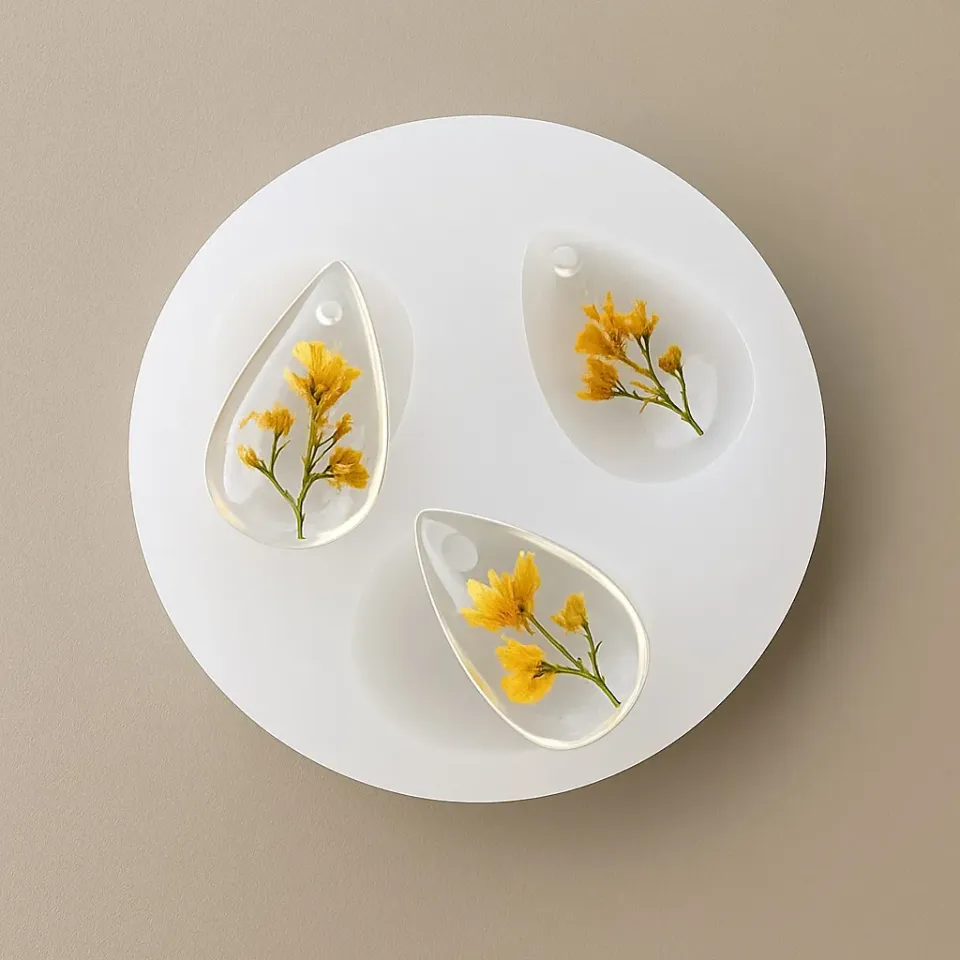 Naturesin Stampo Tre Gocce 28x20 mm silicone per resina