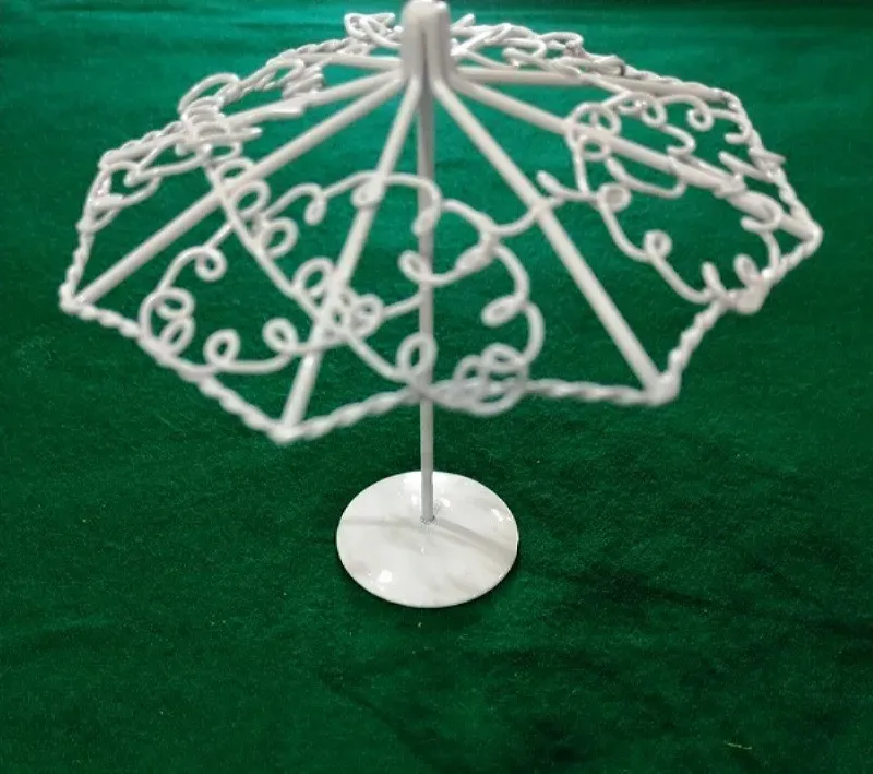 Deco Foam Ombrello decorativo in metallo bianco miniature