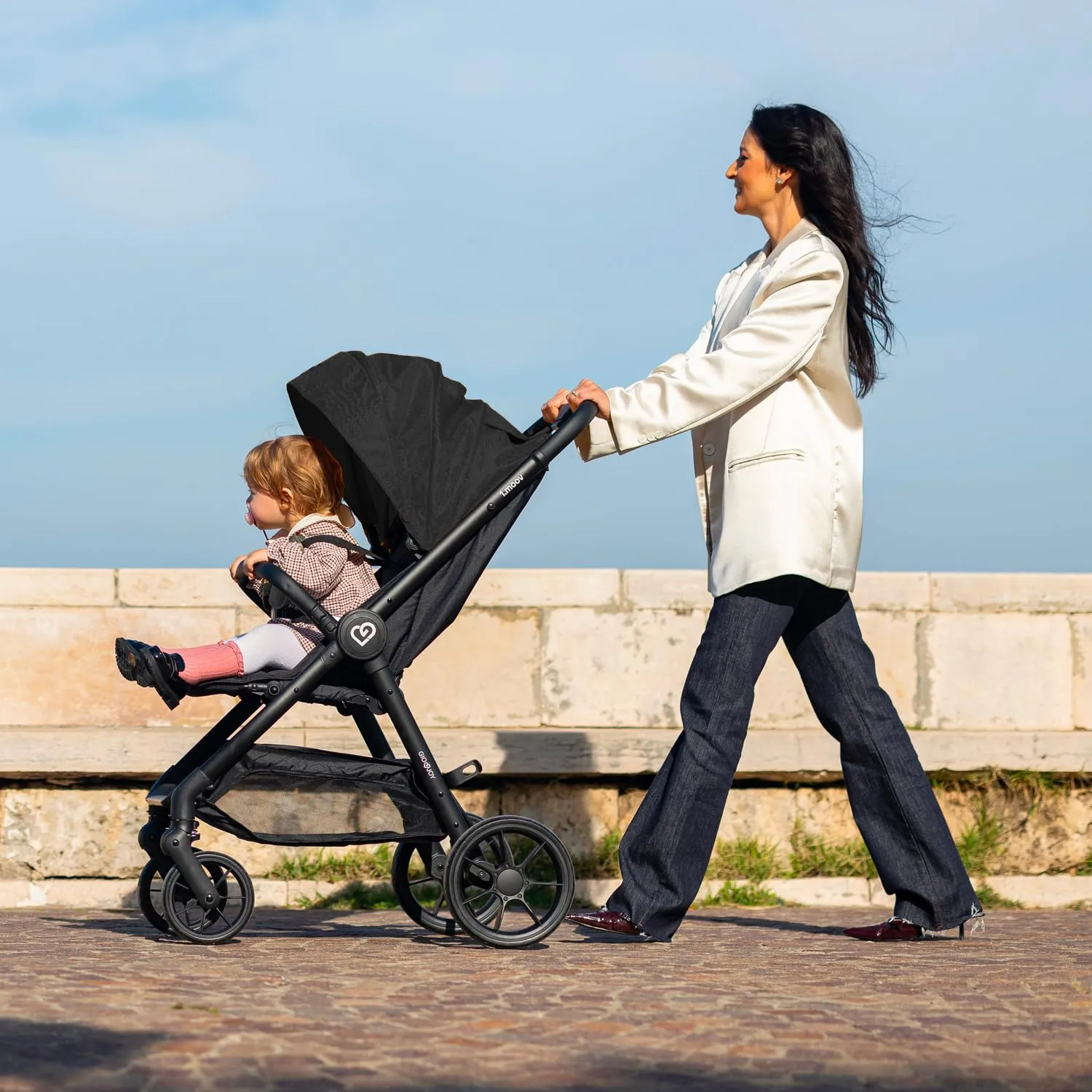 GioJoy 1.Moov passeggino leggero nero reclinabile