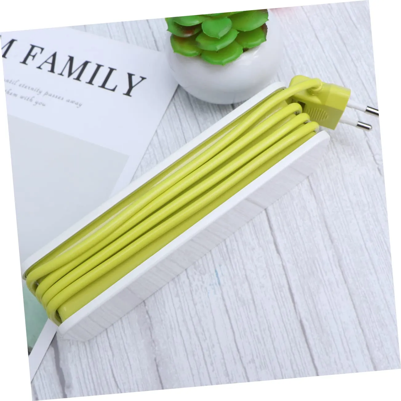 Angoily Ciabatta 4 Prese + 4 USB Verde 20,5 cm