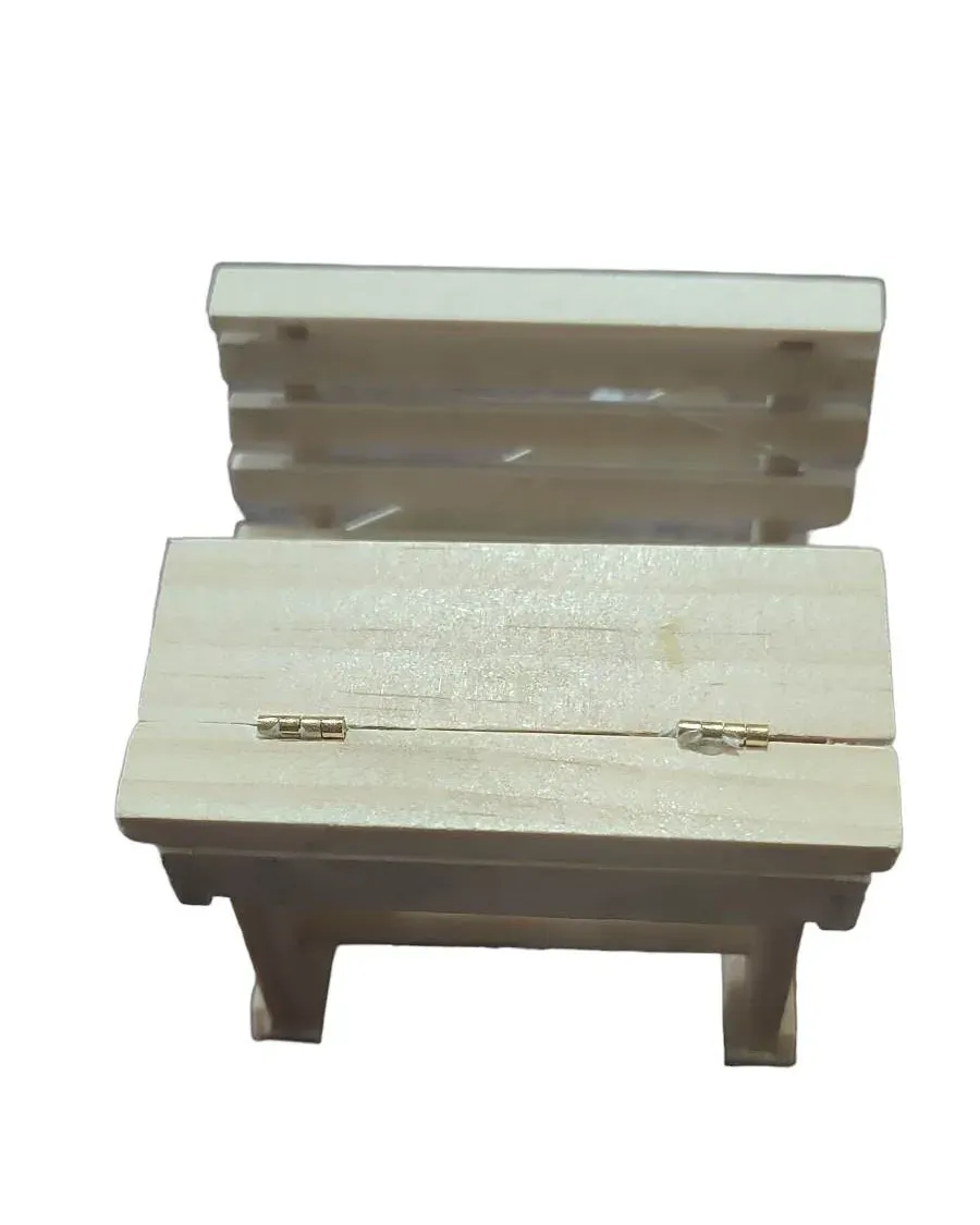 Deco Foam 70515 miniatura banco scuola 7x5,8x6 cm