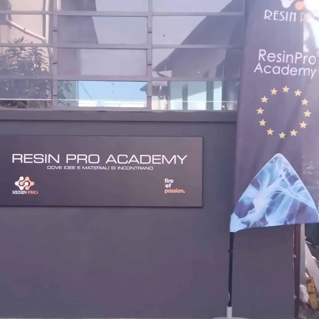 Naturesin Resin Pro Academy corso tavoli resina Pro