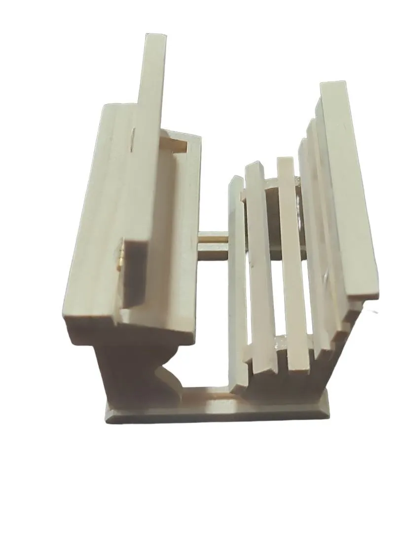 Deco Foam 70515 miniatura banco scuola 7x5,8x6 cm