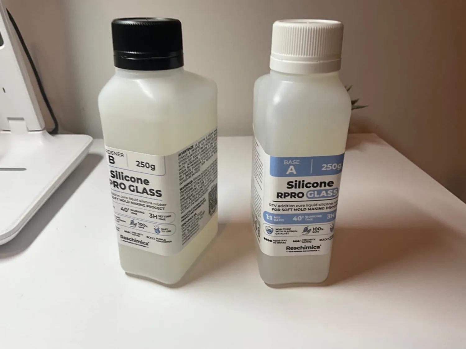 Reschimica R Pro Glass gomma siliconica traslucida 1 kg 12 Shore